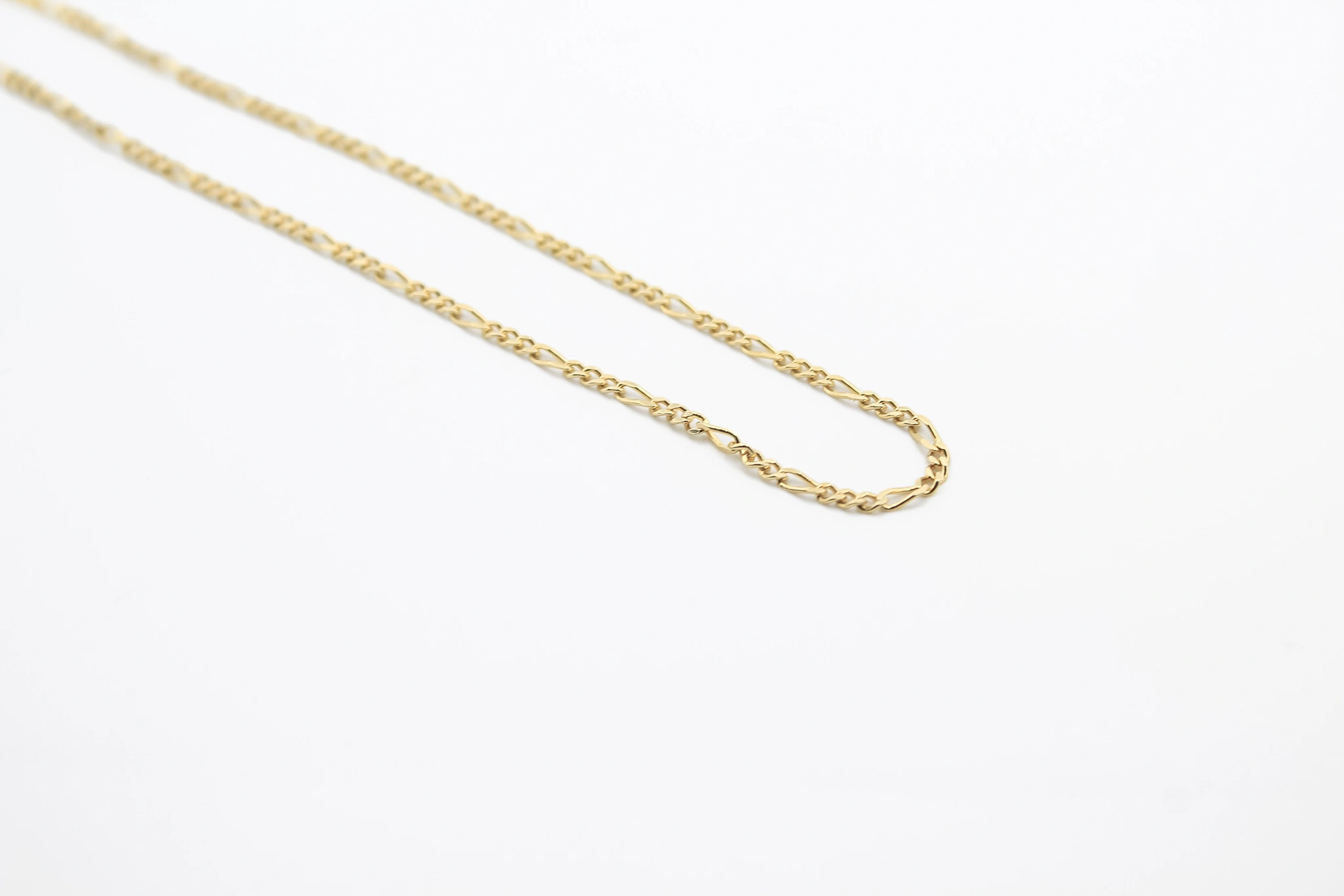 Cadena Fígaro de oro 18K — vista alternativa