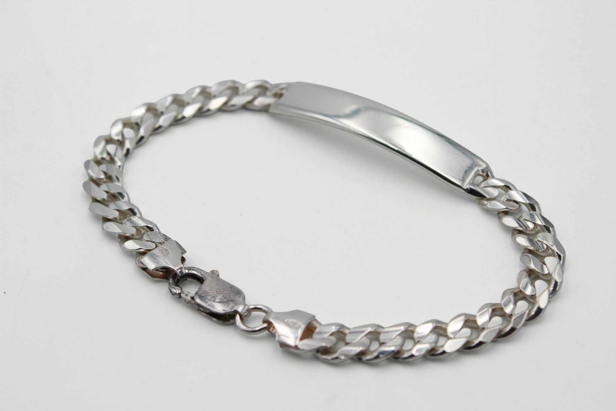 Esclava de plata de 925 con cadena cubana y placa pulida