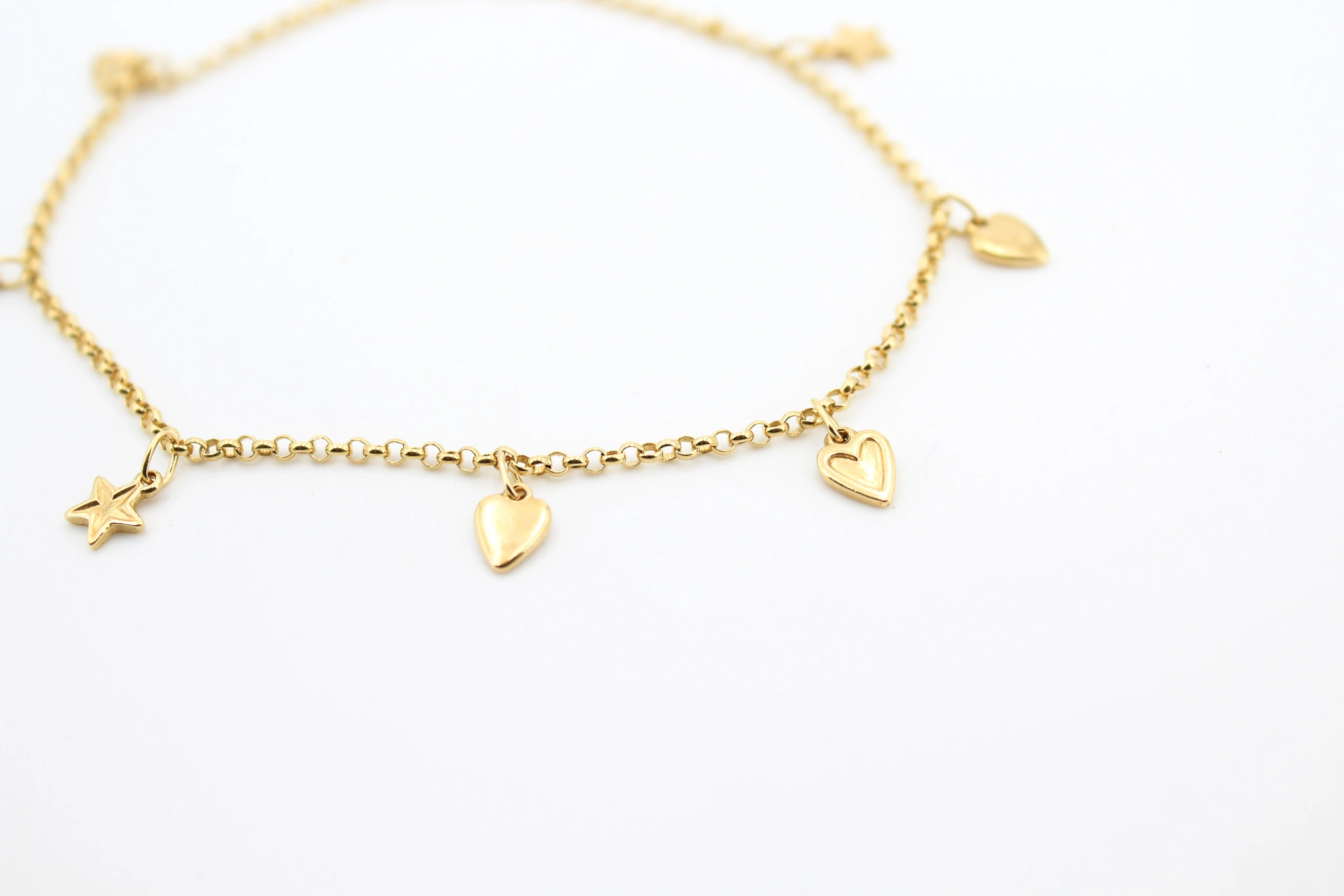 Pulsera de oro con corazones y estrellas 18K — vista alternativa