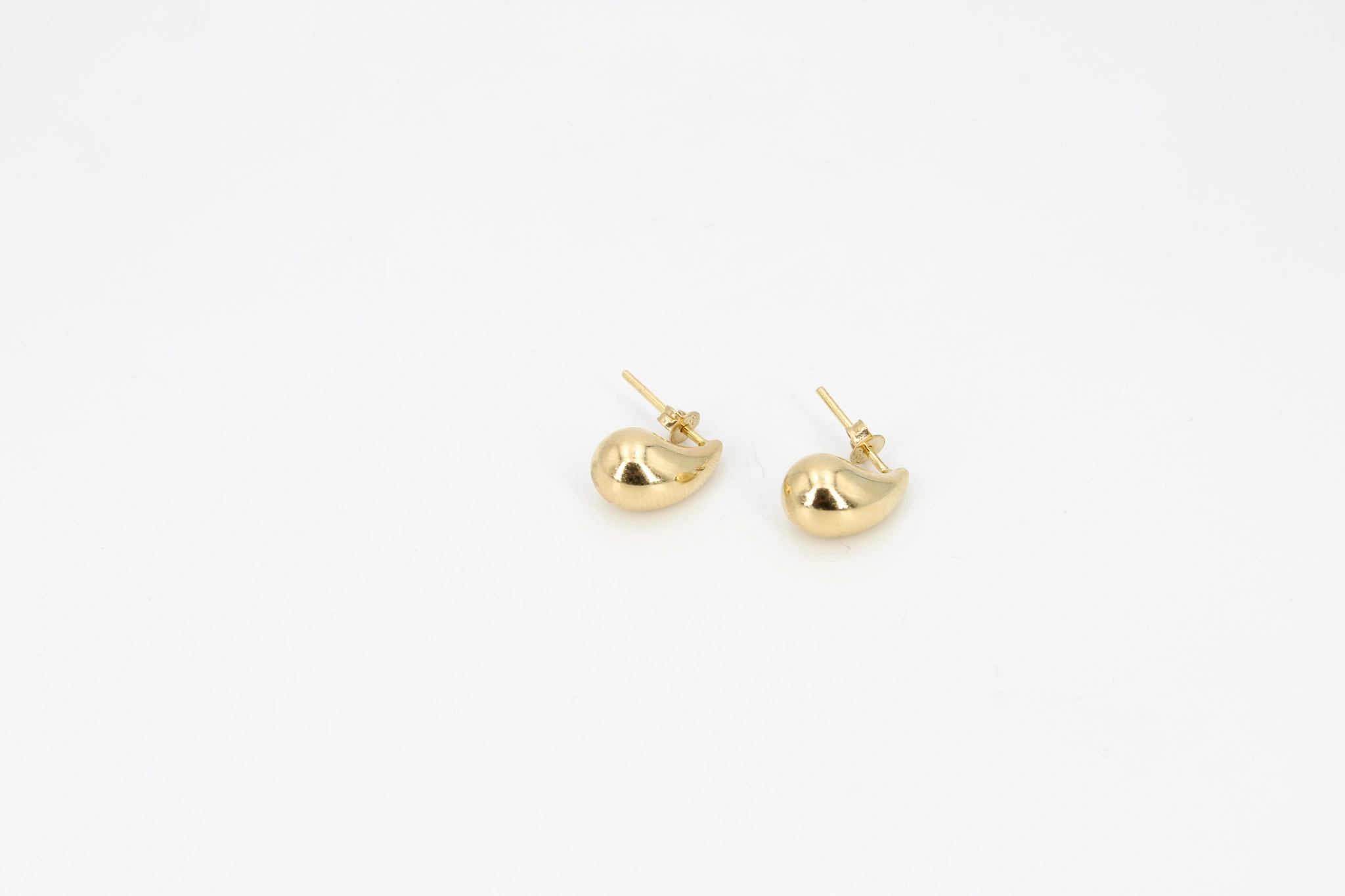 Pendientes forma de gota de oro 18K