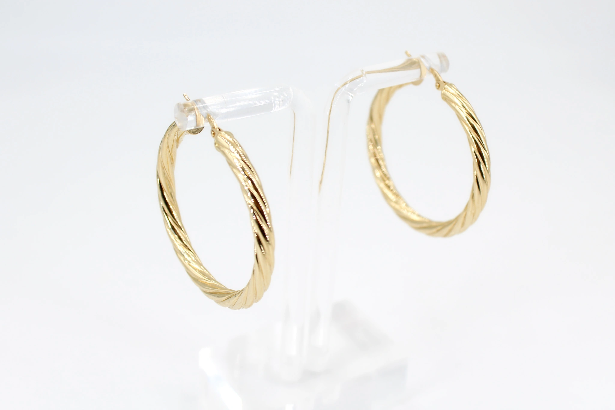 Pendientes aro texturizado de oro 18K — vista alternativa