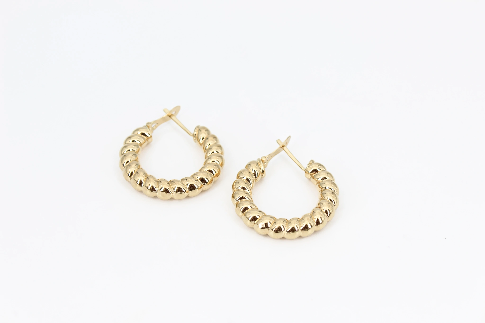 Pendientes aro de oro 18K texturizado