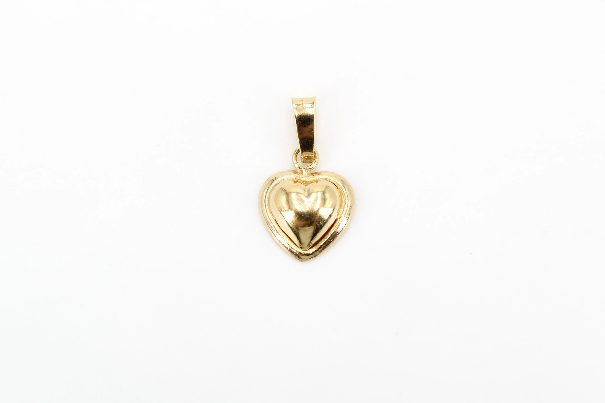 Colgante de corazón de oro 18K