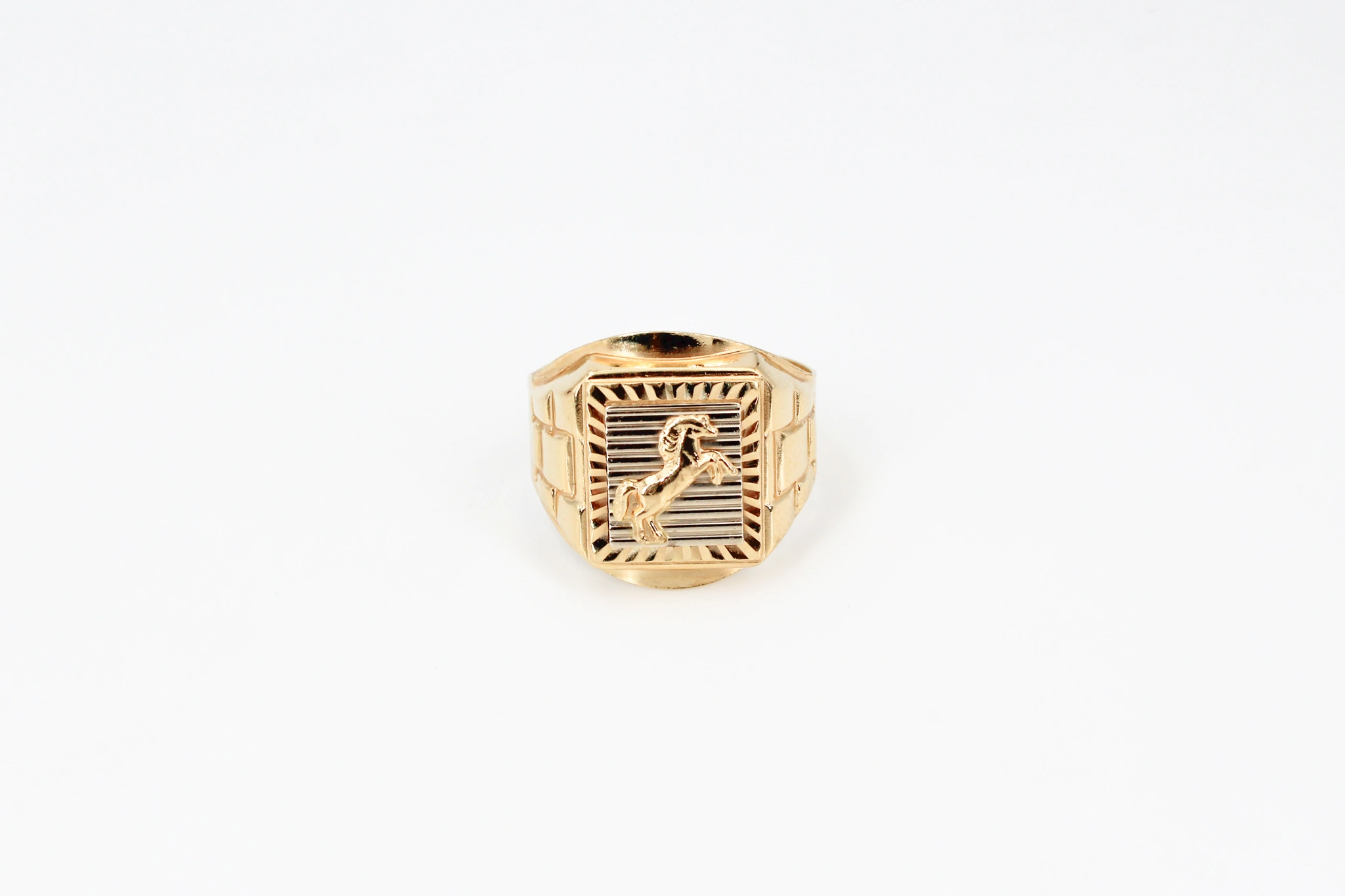 Sello de oro de 18k