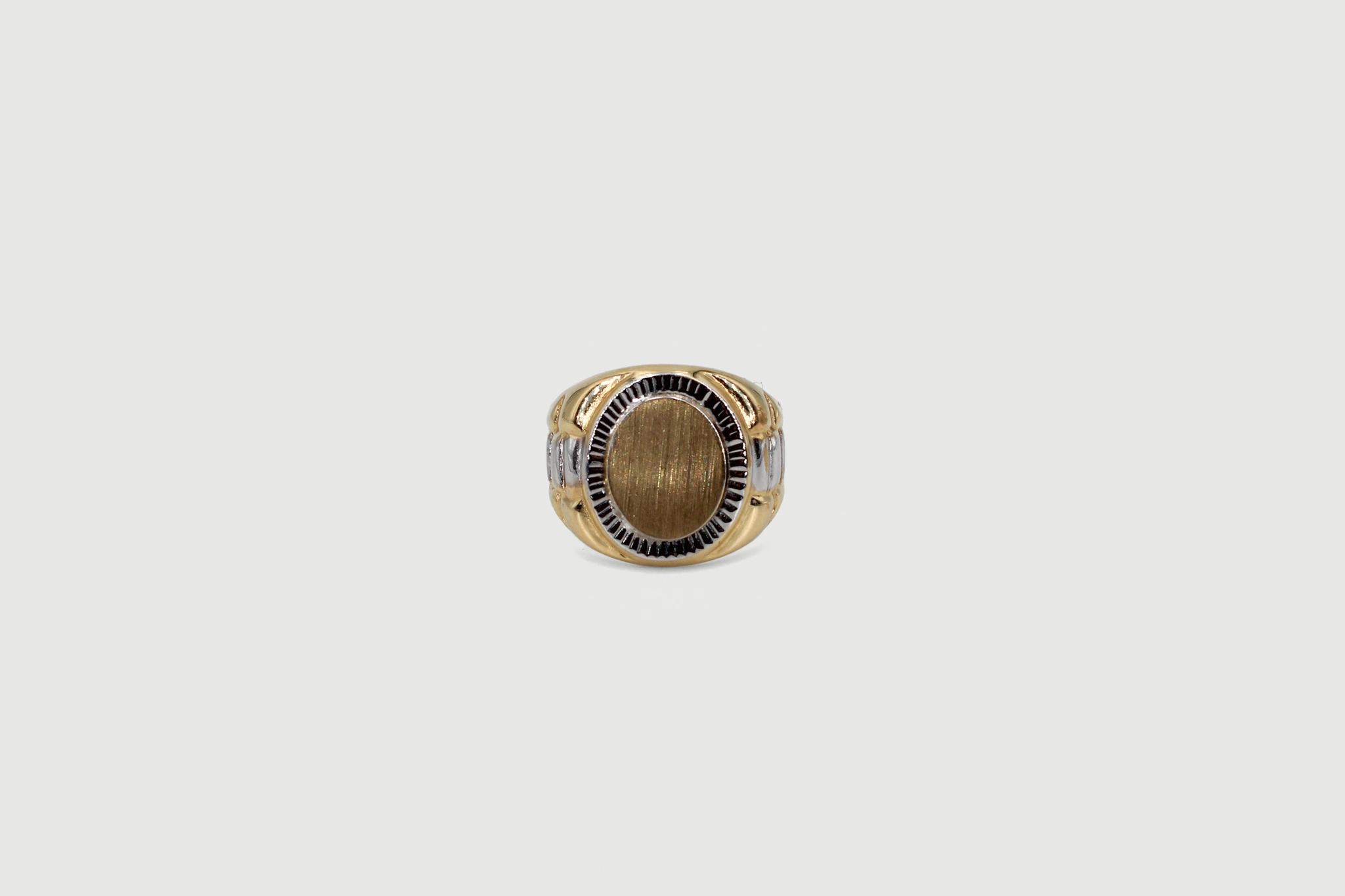 Sello de oro combinado de 18k