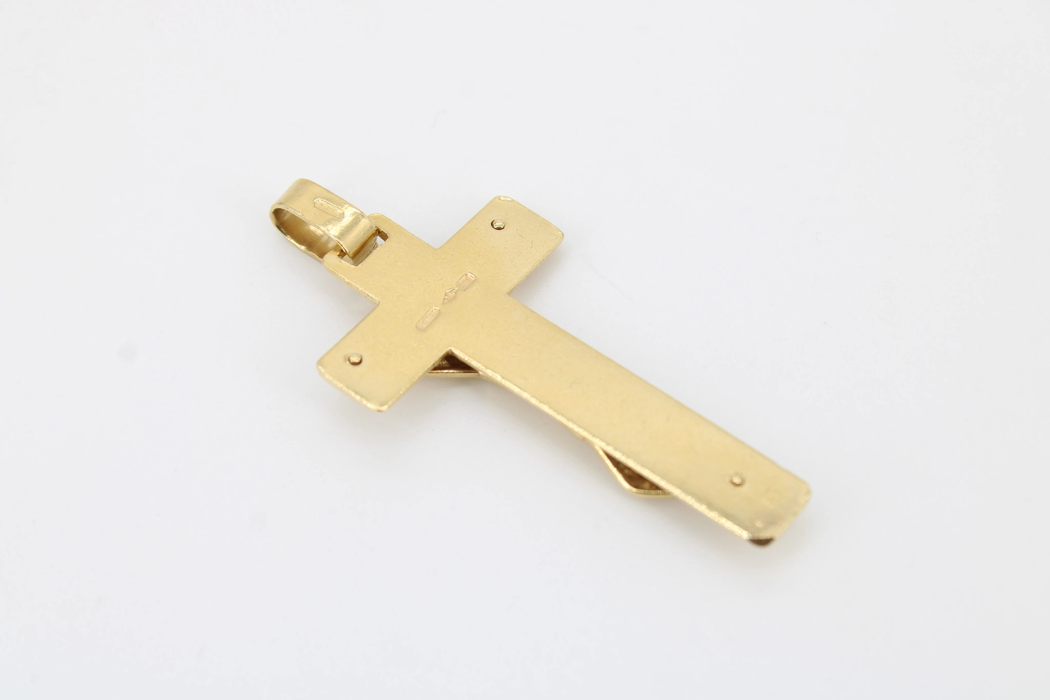 Colgante cruz de oro 18K — vista alternativa