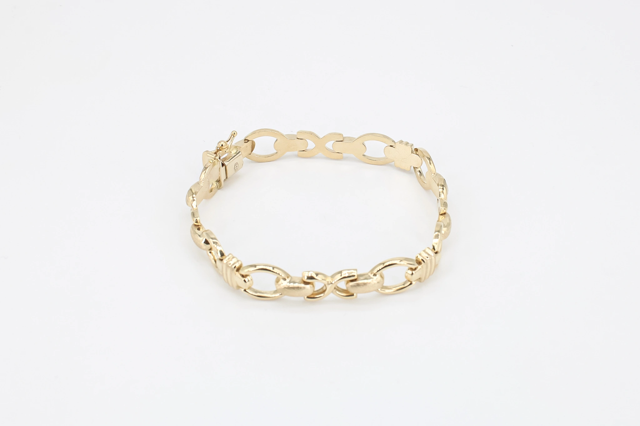 Pulsera de oro 18K de eslabones entrelazados