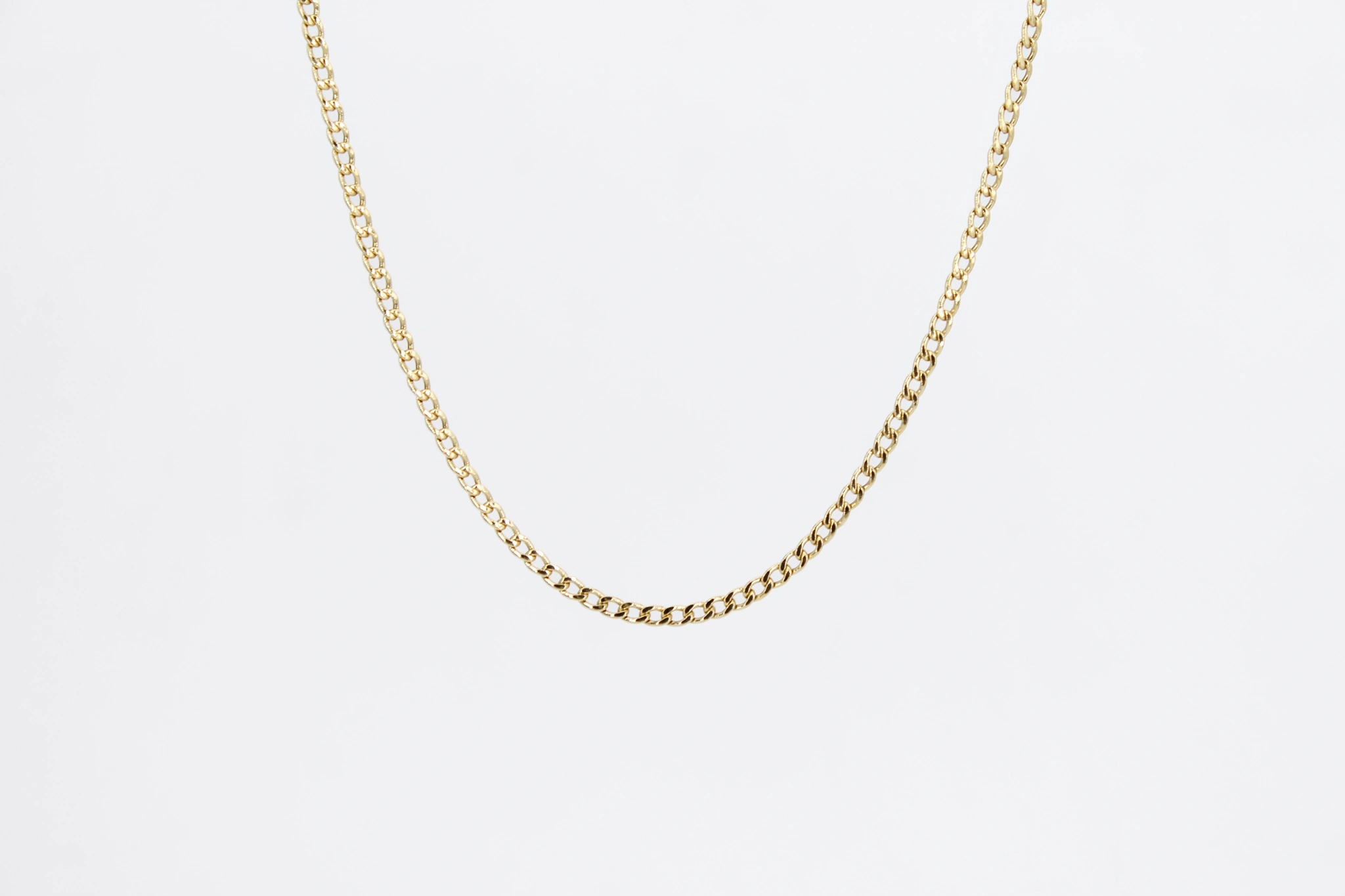 Cadena barbada de oro 18K