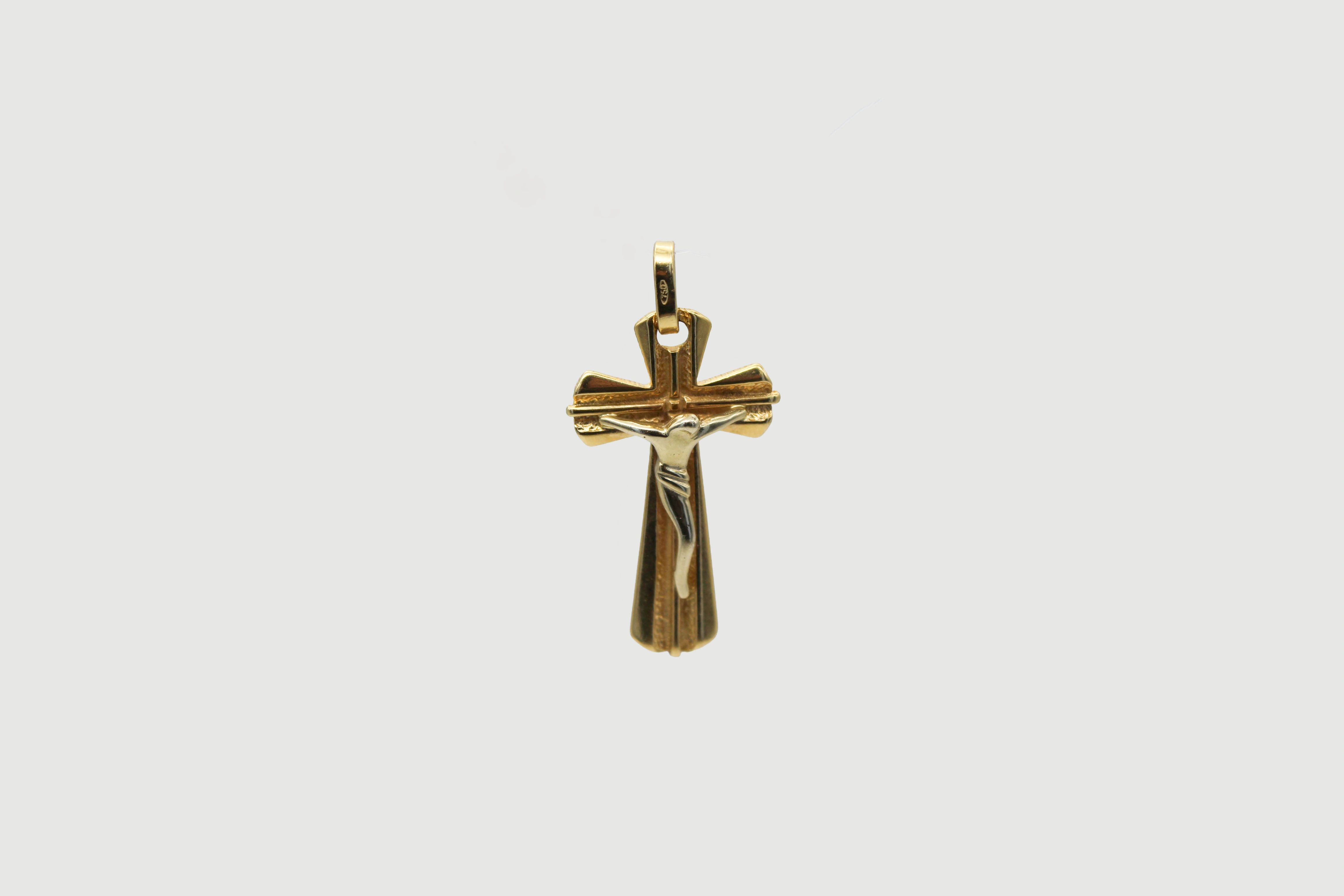 Cruz de oro combinado con Cristo de 18k