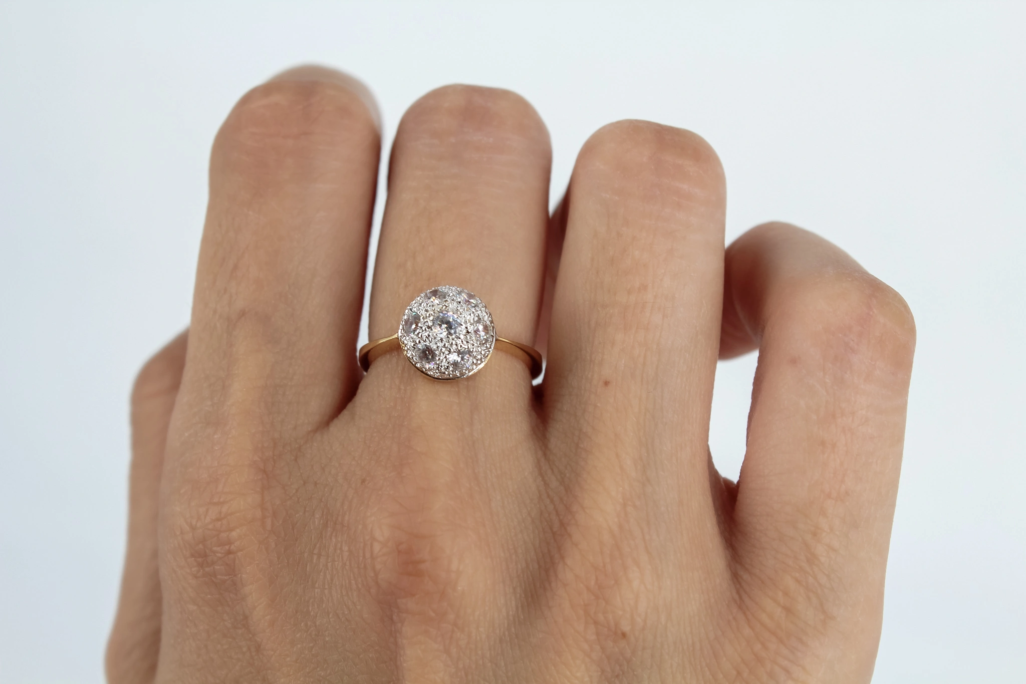 Anillo de oro 18K con circonita ovalada — foto 3