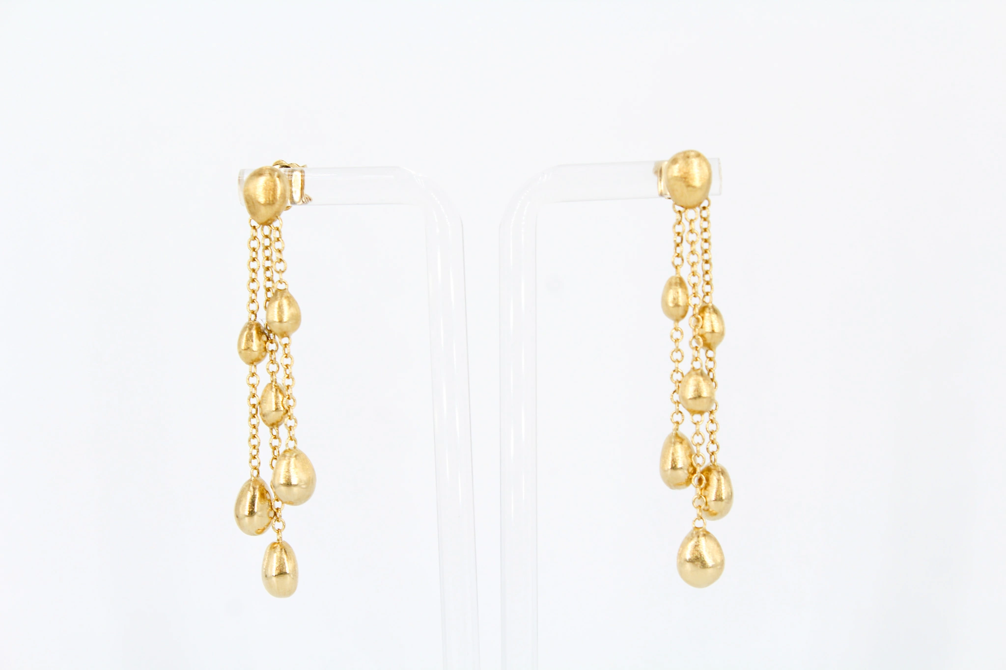 Pendientes de oro 18K con gotas colgantes — foto 3