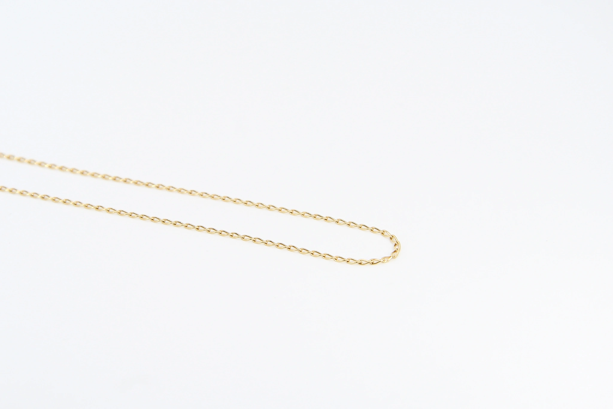 Gargantilla de oro de 18k — vista alternativa