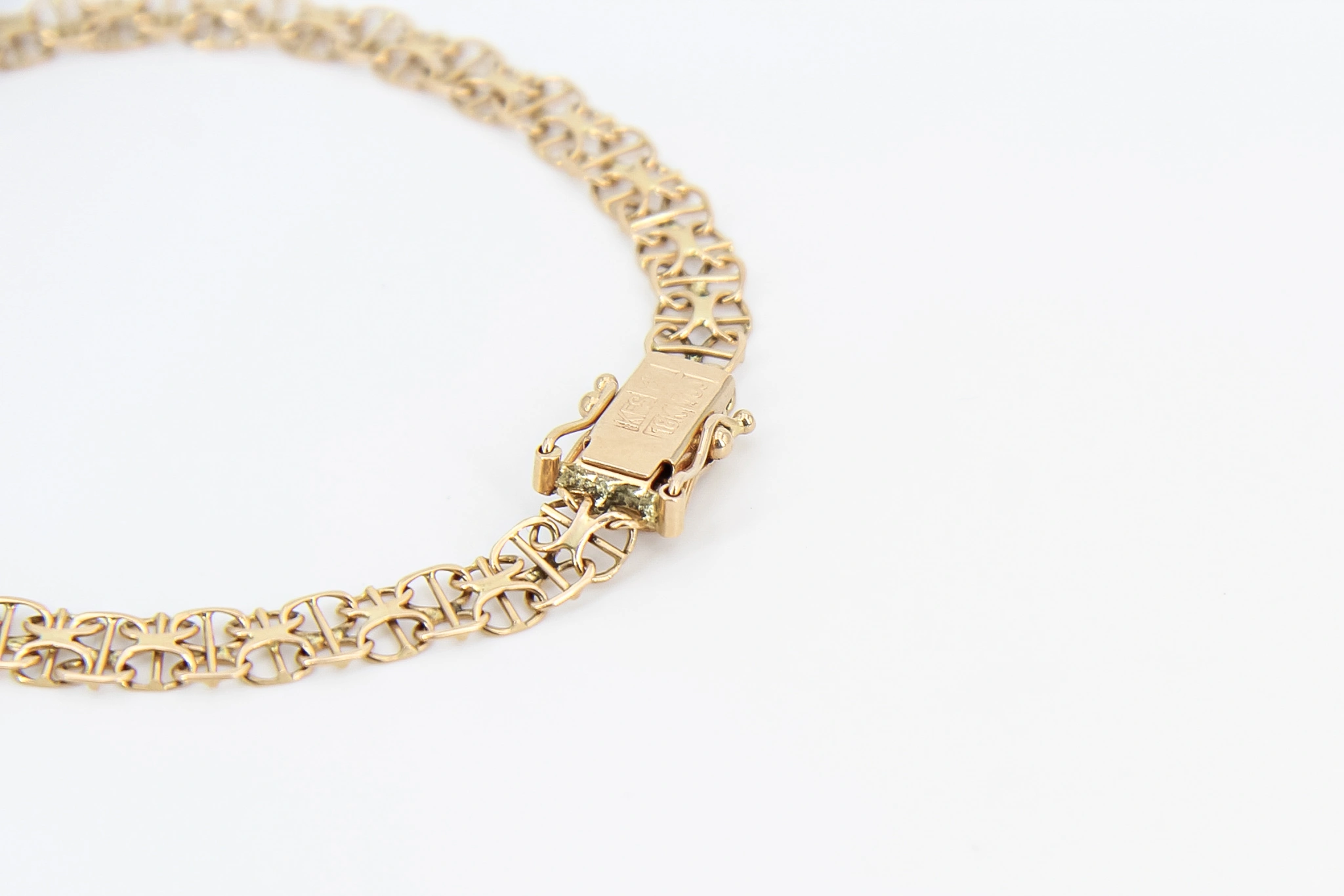 Pulsera de oro eslabones calados 18K — vista alternativa
