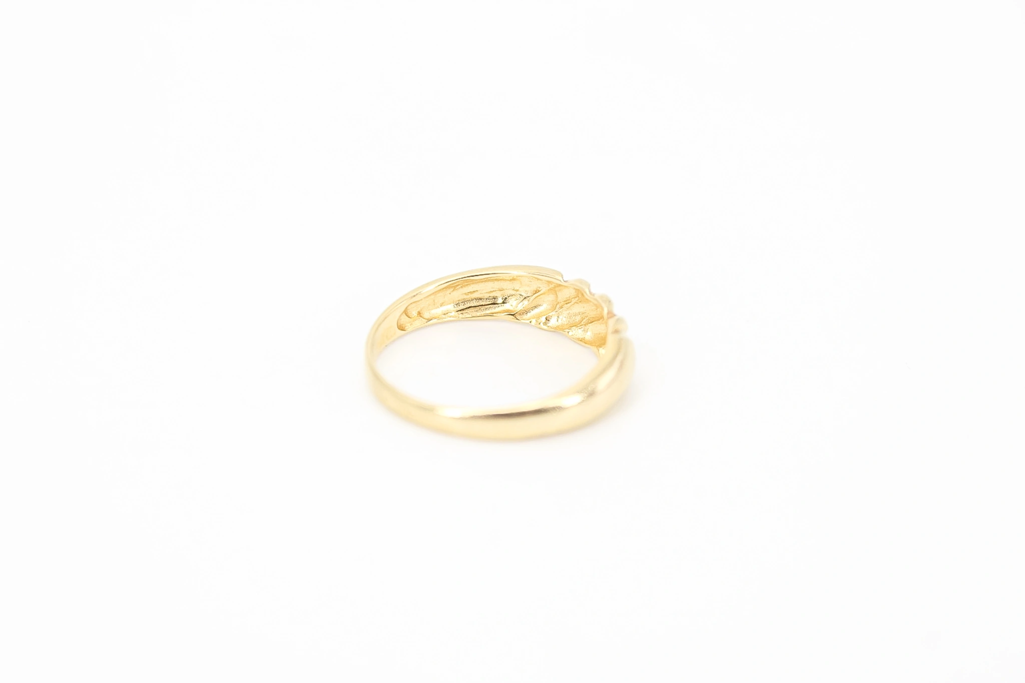 Anillo de oro 18K con ondas — vista alternativa