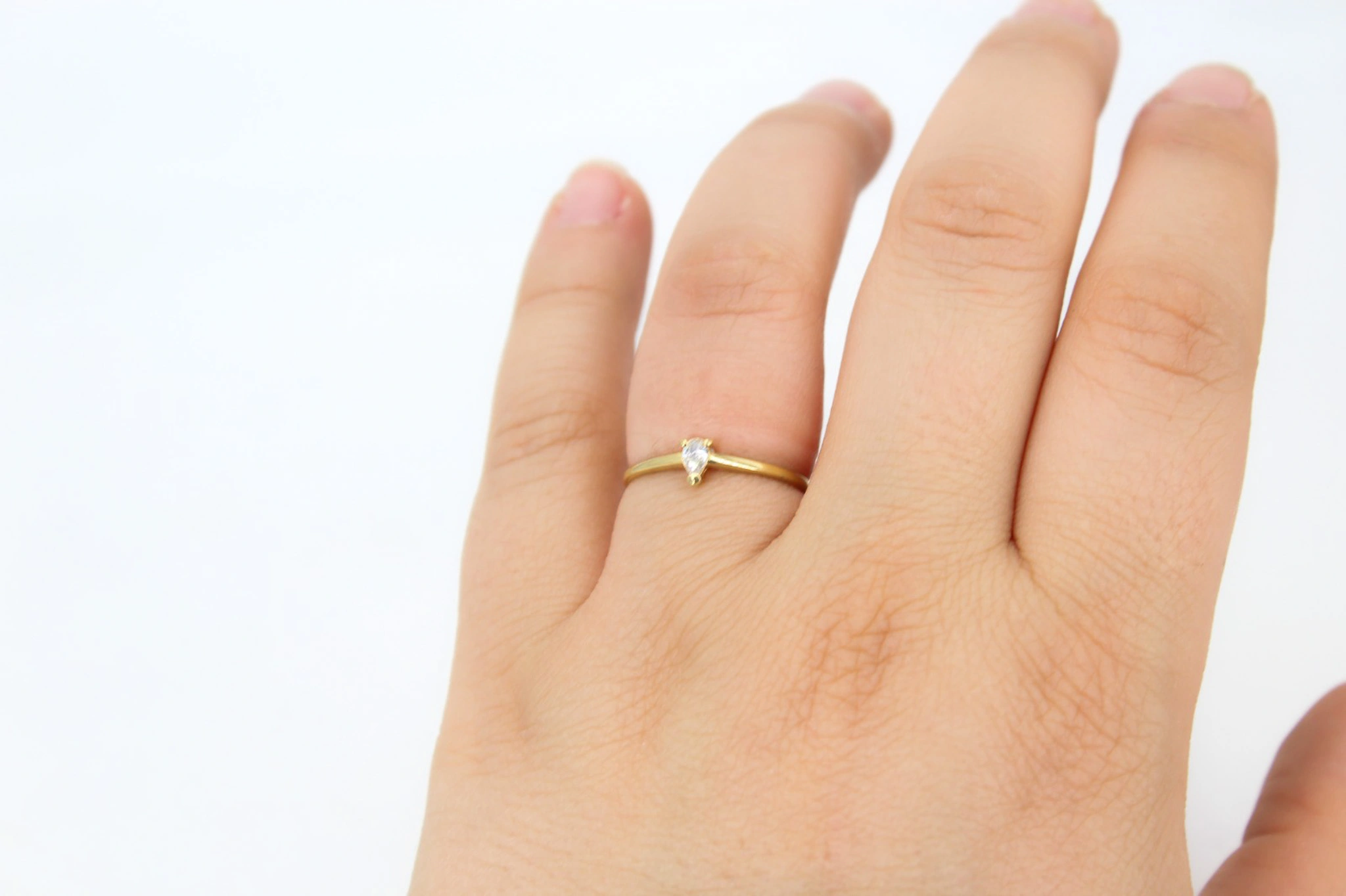 Anillo solitario de oro 18K — foto 3