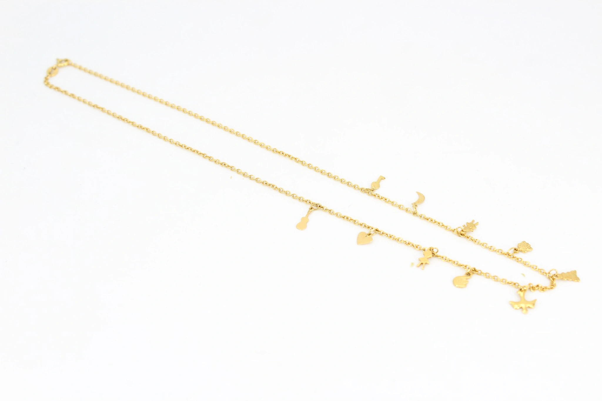 Collar de oro 18K con dijes