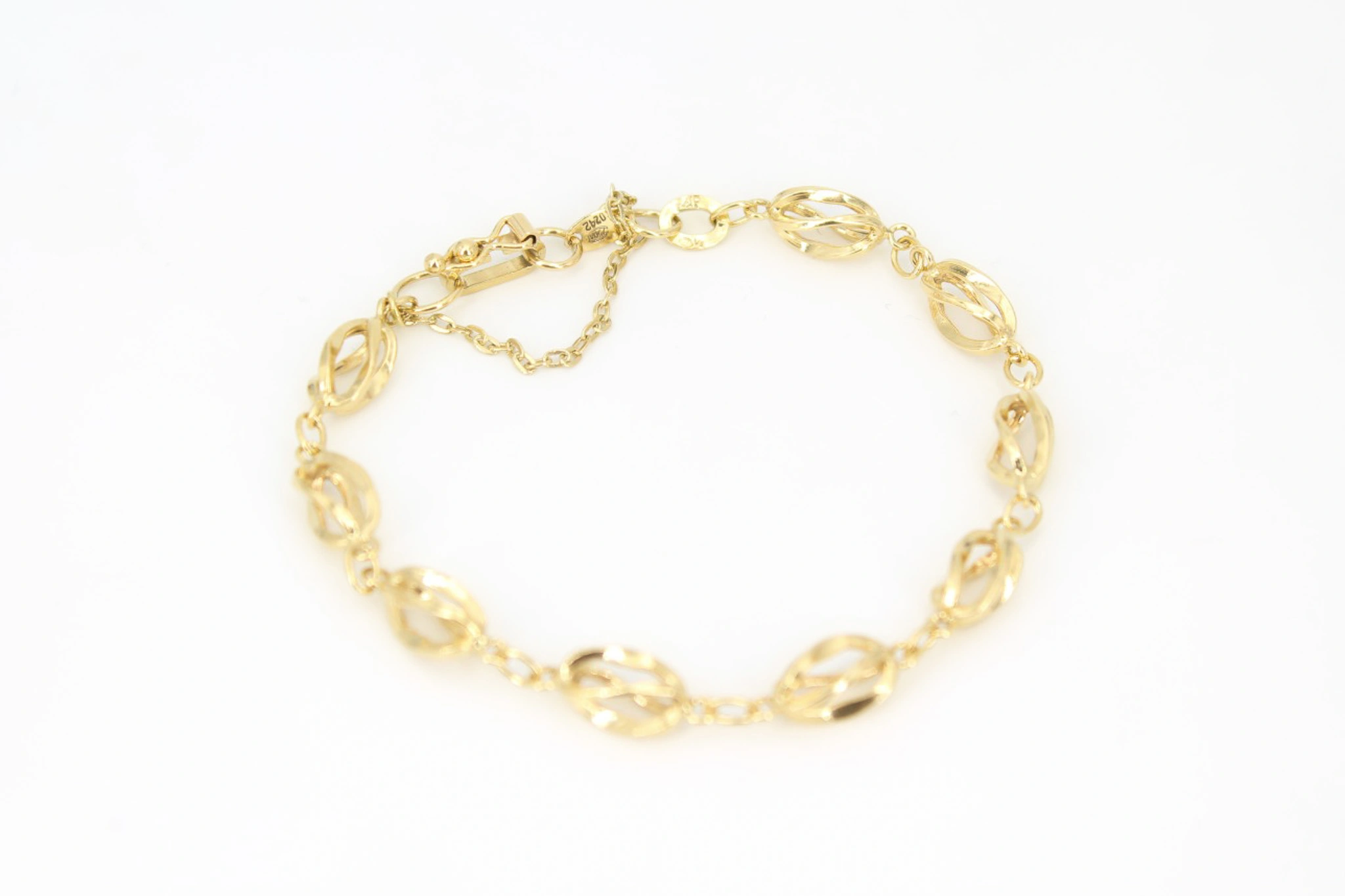 Pulsera de oro 18K eslabones ovalados calados