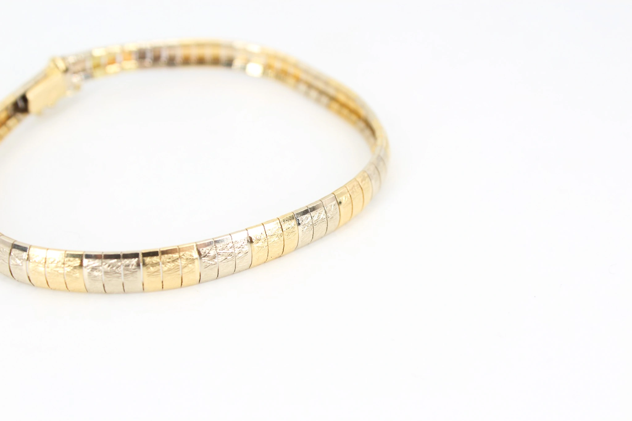 Pulsera de oro combinado 18K — vista alternativa