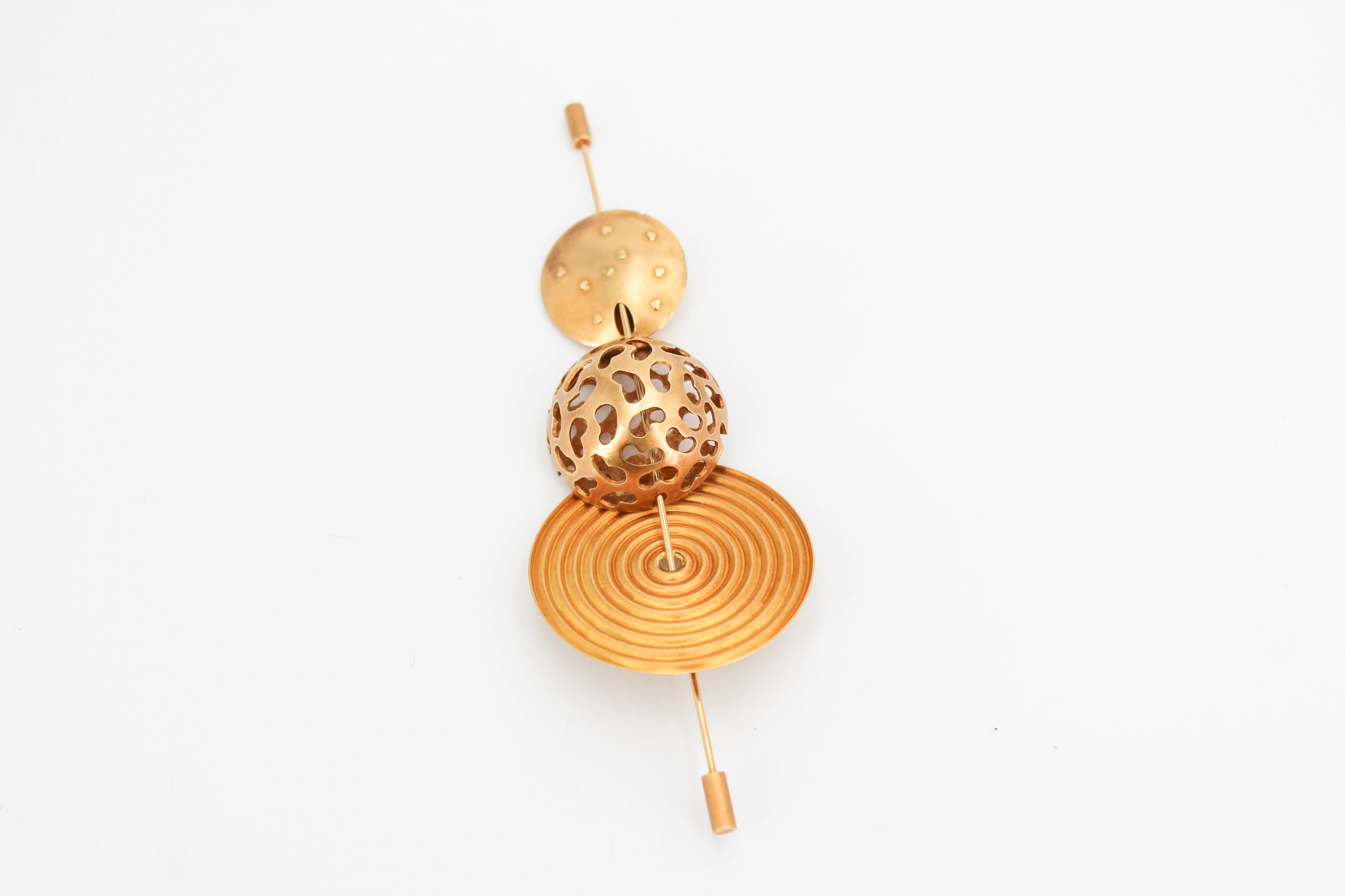 Broche de oro de 18k — vista alternativa