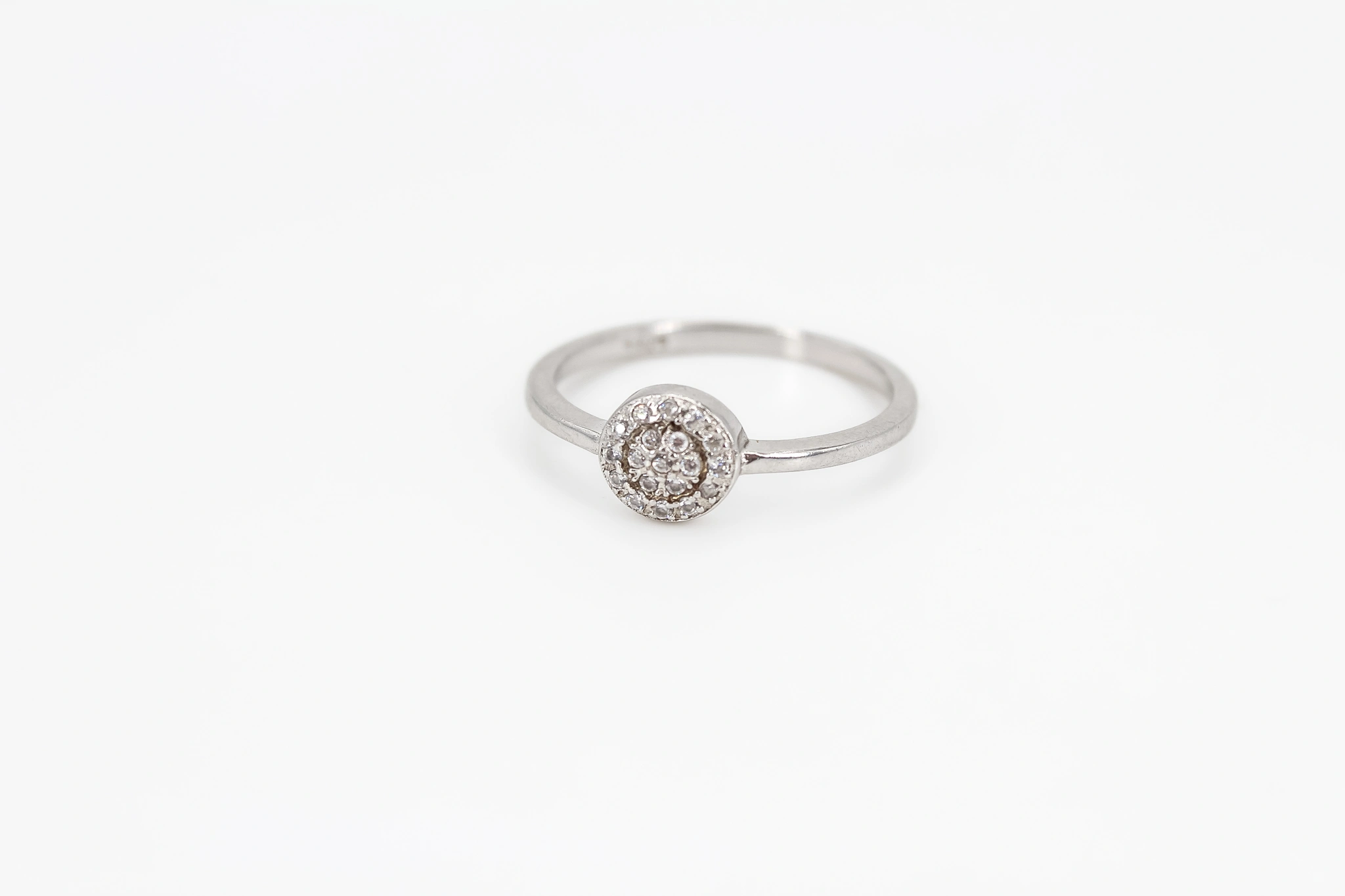 Anillo de plata 925 con circonitas