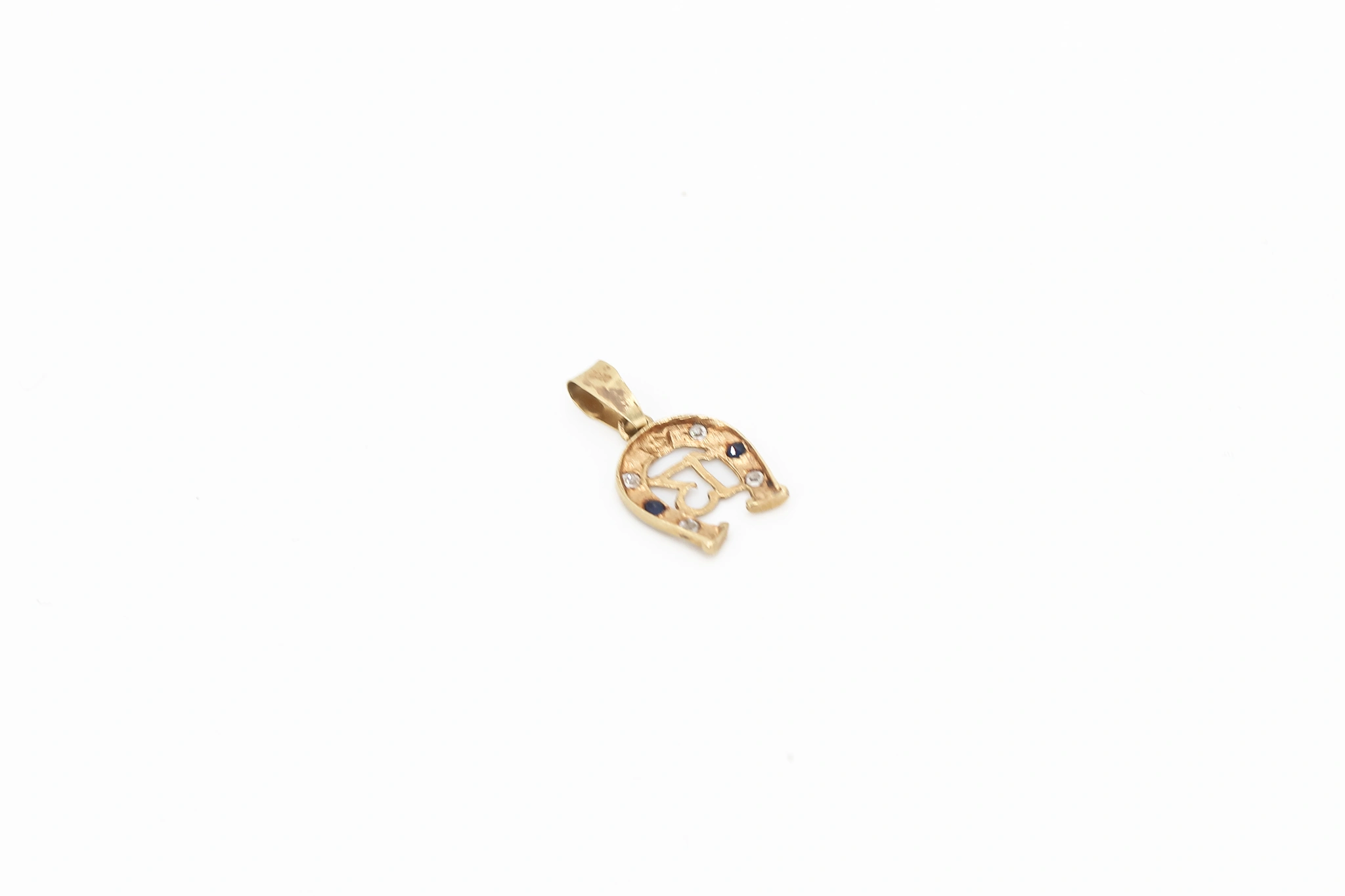 Colgante herradura 13 de oro 18K — vista alternativa