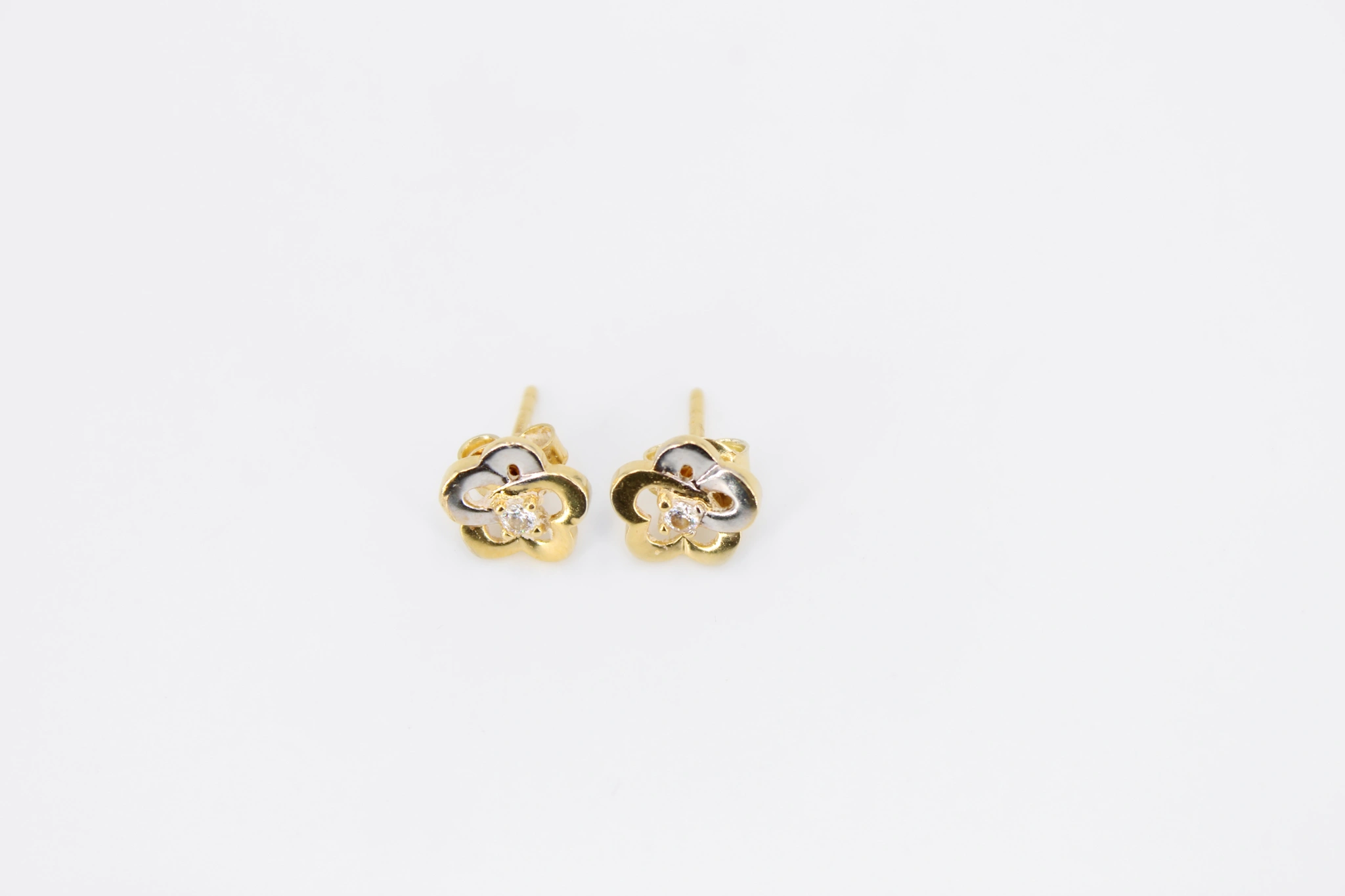 Pendientes forma de flor de oro combinado 18K