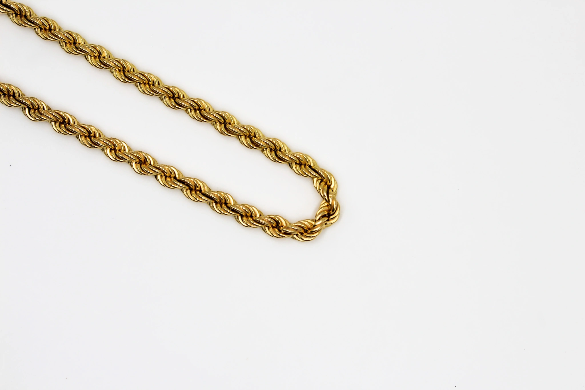 Cadena salomónica de oro 18K — vista alternativa