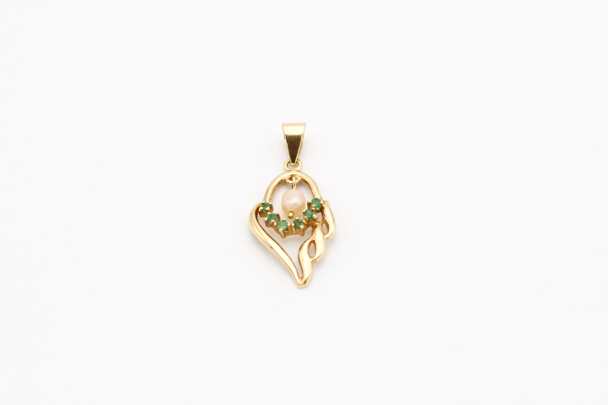 Colgante de oro 18K con perla y piedras verdes