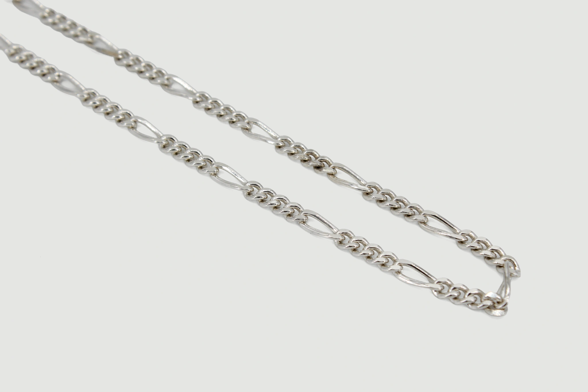 Collar de plata 925 eslabones Fígaro 4mm 60cm