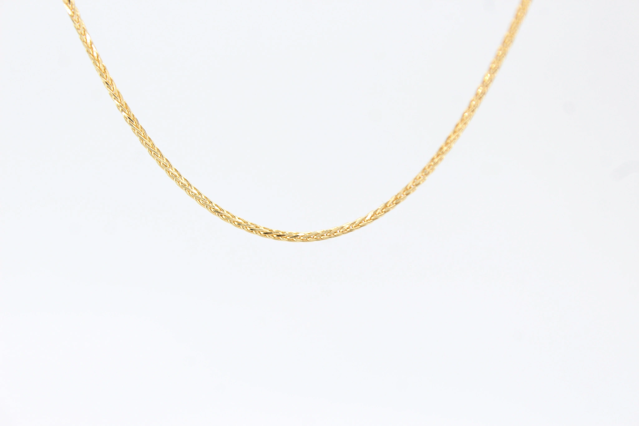 Cadena de oro espiga 18K