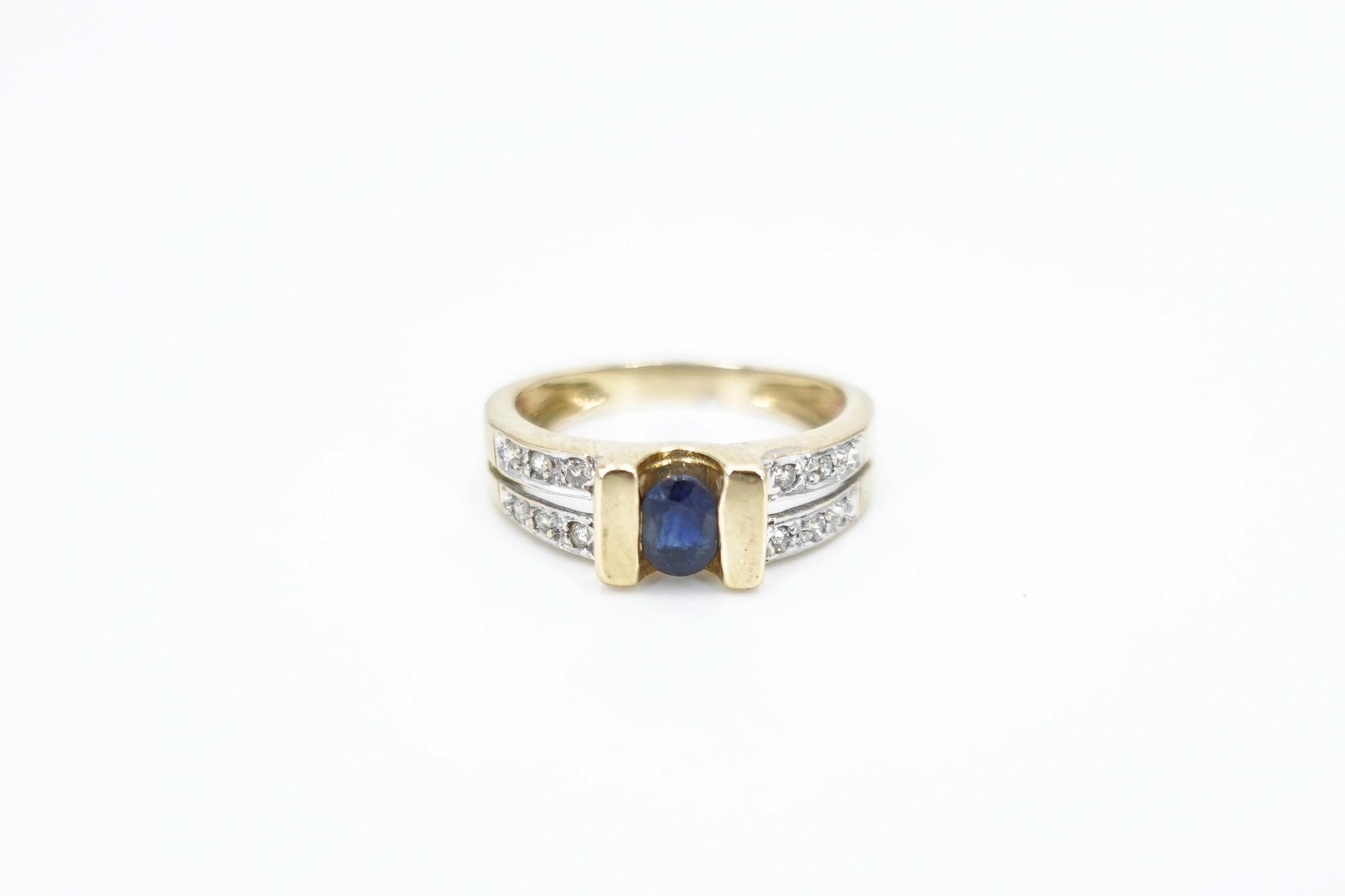 Anillo de oro combinado 18K