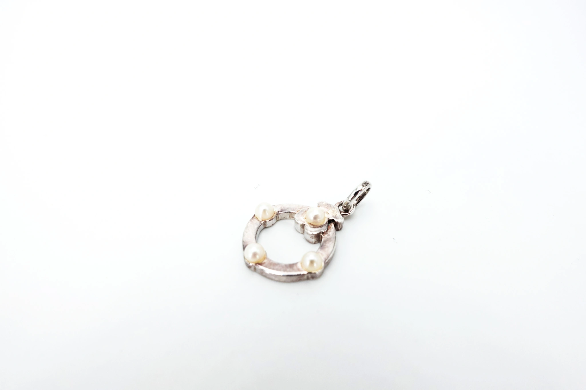 Colgante de plata 925 con perlas