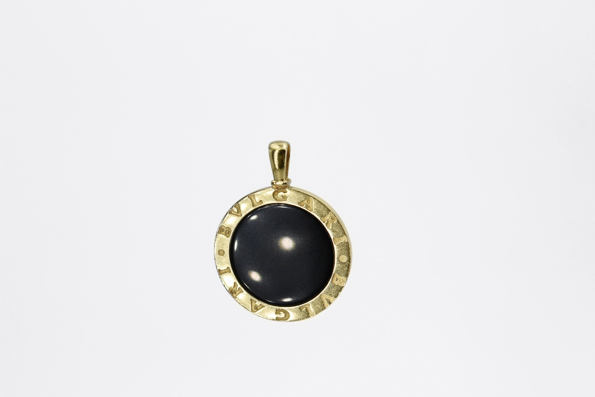 Colgante de oro 18K con ónix — foto 3