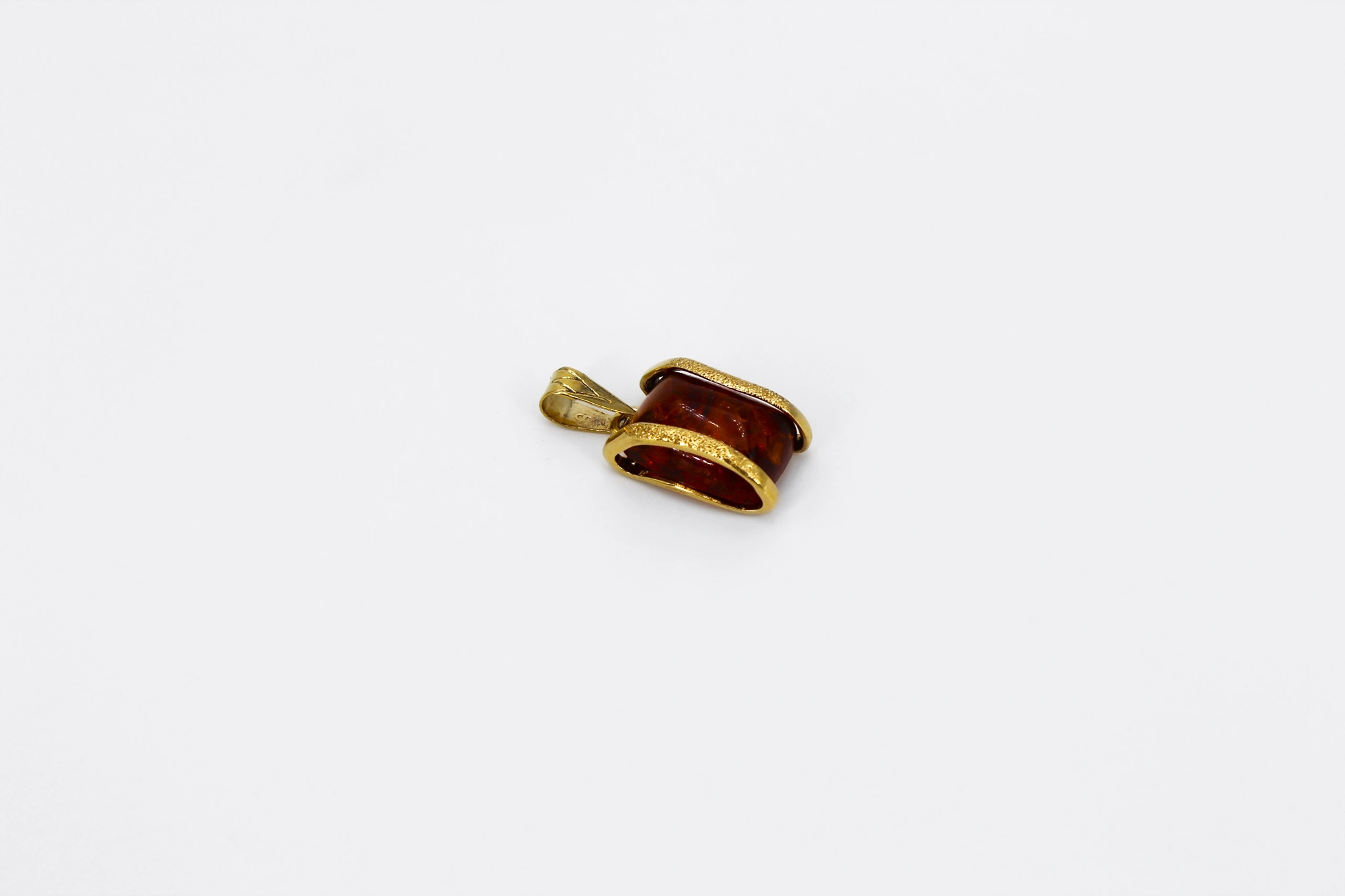 Colgante de oro 18K rectangular
