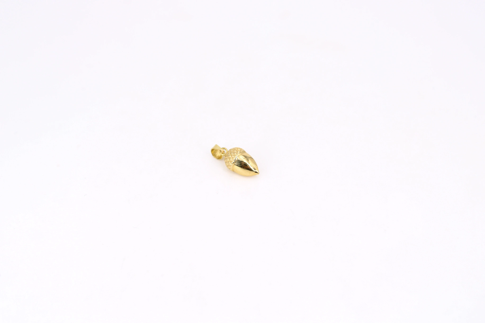 Colgante forma de bellota de oro 18K — foto 3