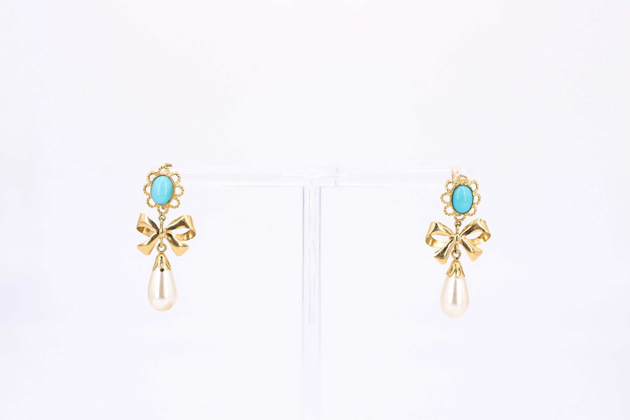 Pendientes colgantes de oro 18K con lazo y perla