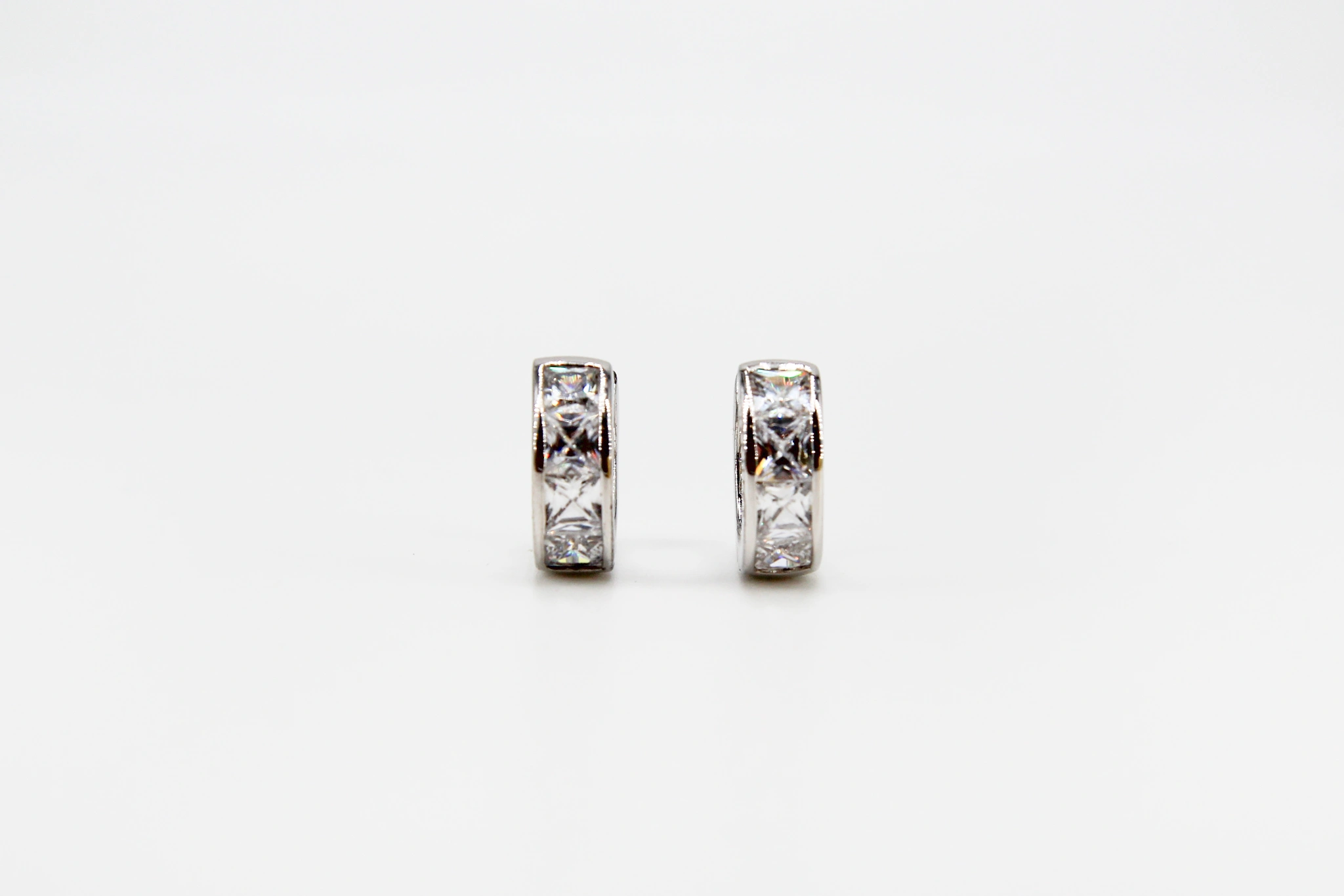 Aros de plata 925 con circonitas cuadradas